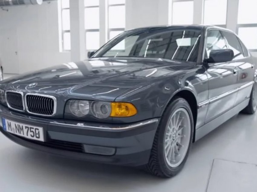 BMW tregoi tre modele unike E38 750iL
