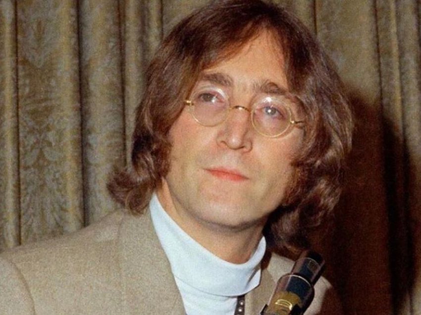 Shitet një regjistrim i intervistës dhe një këngë e pabotuar e John Lennon