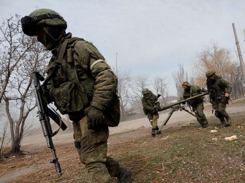 Trupat ruse në qytetin e rrethuar të Mariupolit