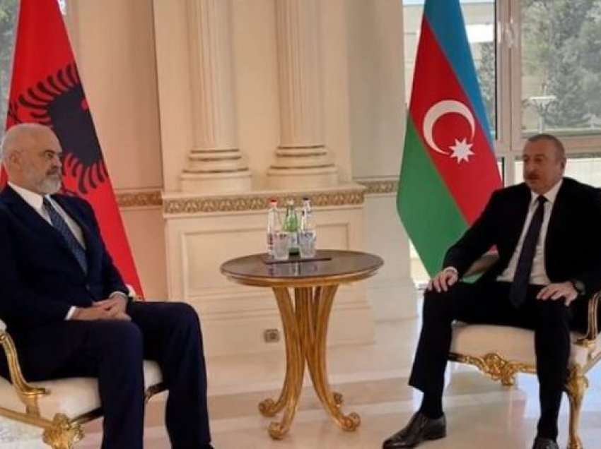 Rama vizitë në Azerbajxhan, zhvillon takim “kokë më kokë” me Presidentin Aliyev