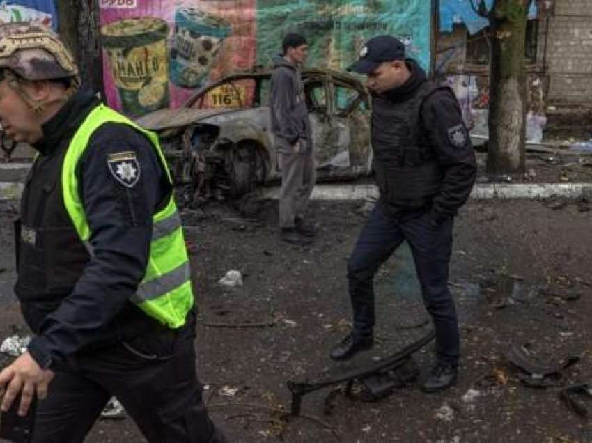 Dy persona të vdekur pas granatimeve ruse në Kharkiv