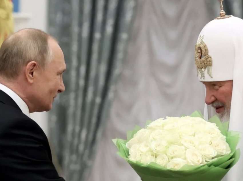 Si po e ndihmon Kisha Ortodokse Ruse luftën e Putinit në Ukrainë