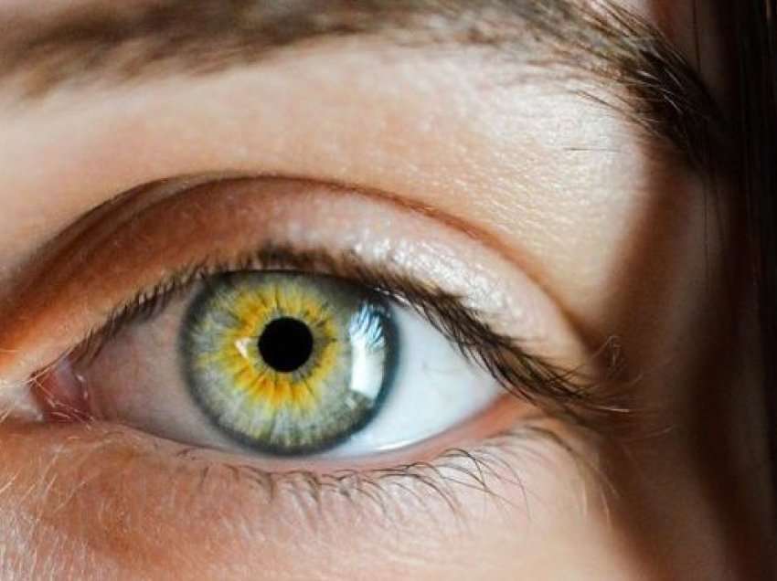 A e dini se syri i njeriut është plot e për plot me mikrobe?