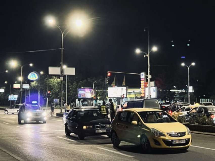 Përplasen tre vetura në Shkup, ka të lenduar