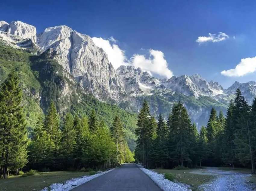 Bukuritë natyrore të Alpeve Shqiptare 