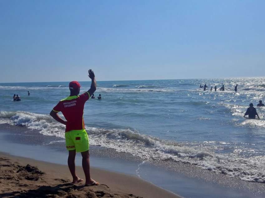 Mbytet një 30-vjeçar në plazhin e Spillesë