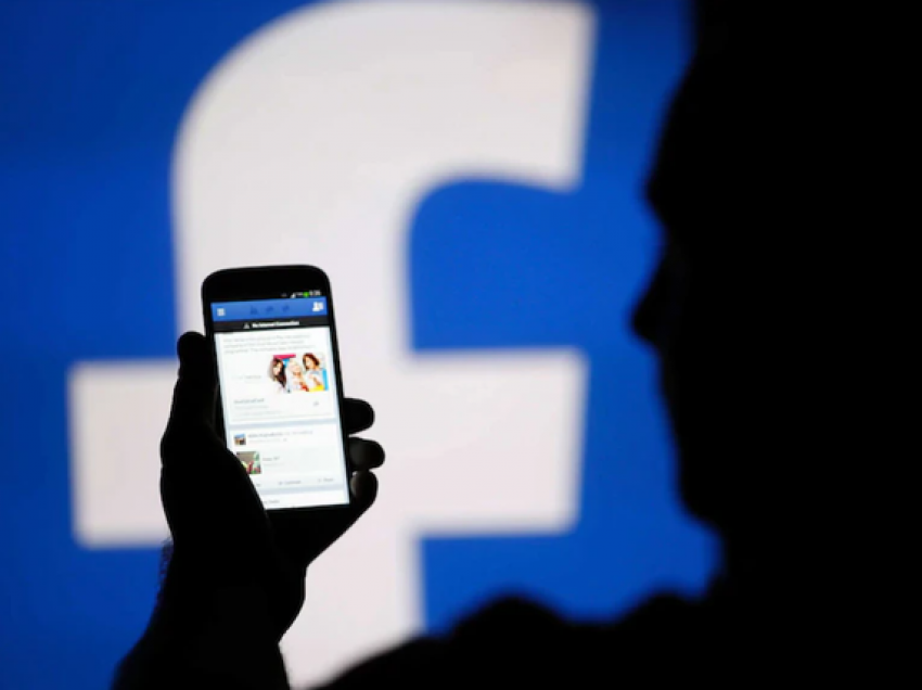Ç’po ndodh? Facebook pëson një mosfunksionim, njerëzit shfryëzojnë situatën
