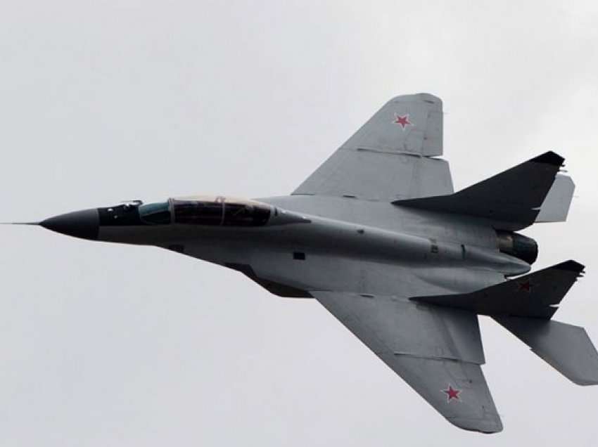 Raport sekret i NATO-s: Rusia tërheq avionët luftarakë nga Ukraina