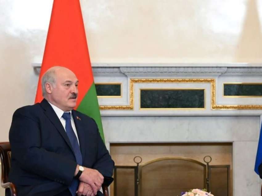 Lukashenka thotë se avionët bjellorusë janë gati të mbajnë armatim bërthamor rus