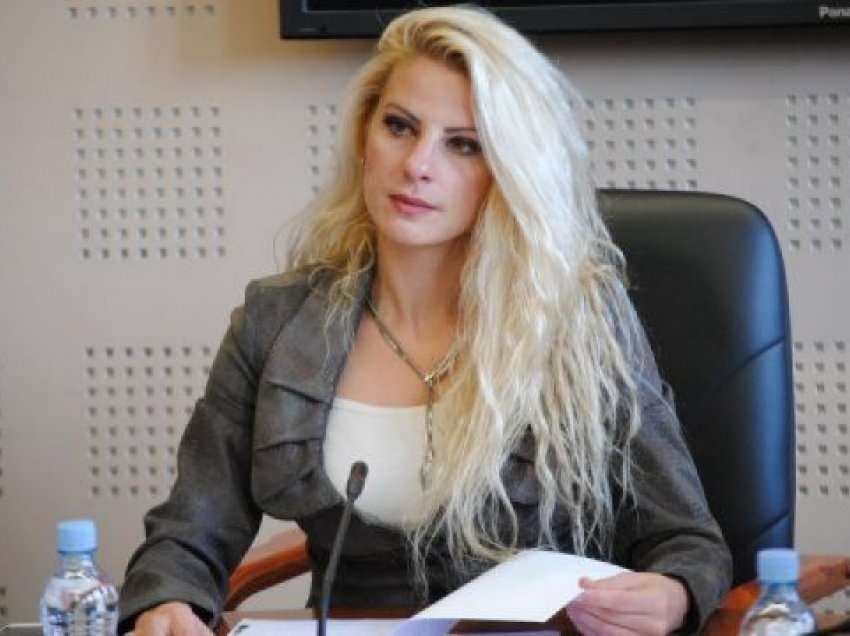 Deputetja Duda Balje reagon për letrën që la Sokol Halili: Manipulimi nuk vdes kurrë