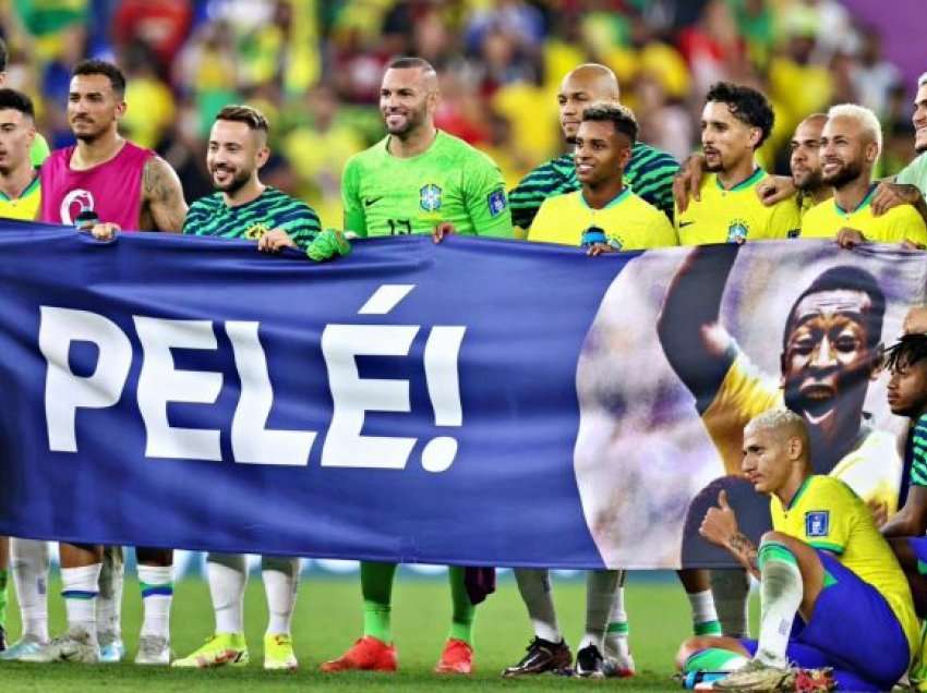 Pele ndodhet në spital, lojtarët e Brazilit ia dedikojnë fitoren 