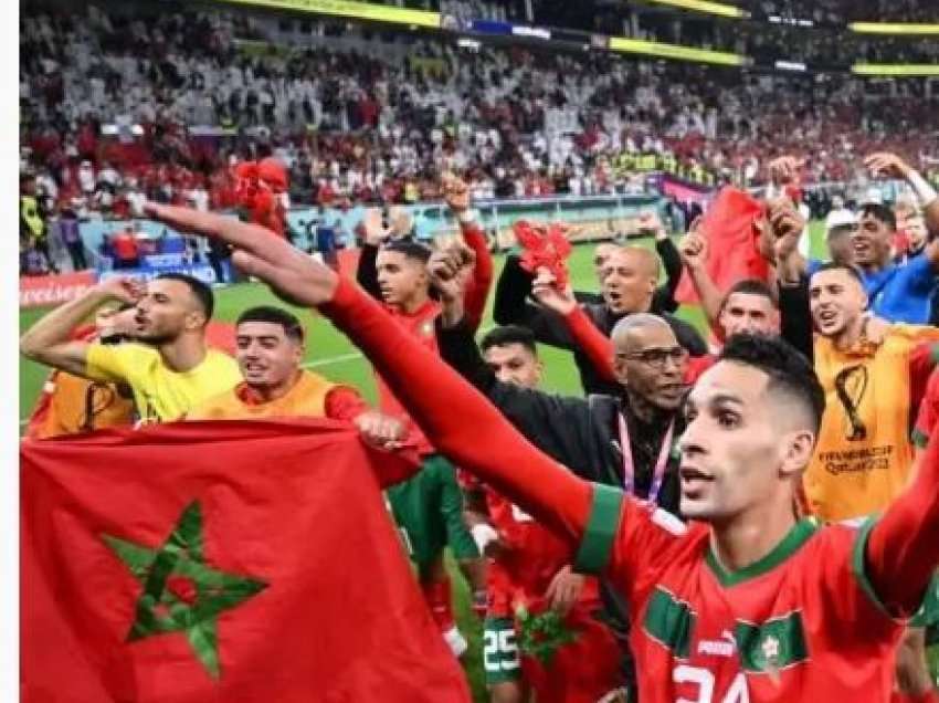 Maroku shkruan historinë, legjenda Sacchi “i përulet