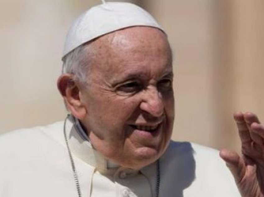 ​Papa Françesku: Le të festojmë një Krishtlindje më modeste, dërgojmë atë që kursejmë në Ukrainë