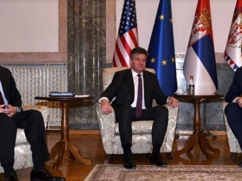 VOA/ Të dërguarit e SHBA-së dhe BE-së në Beograd në përpjekje për të ulur tensionet Kosovë – Serbi