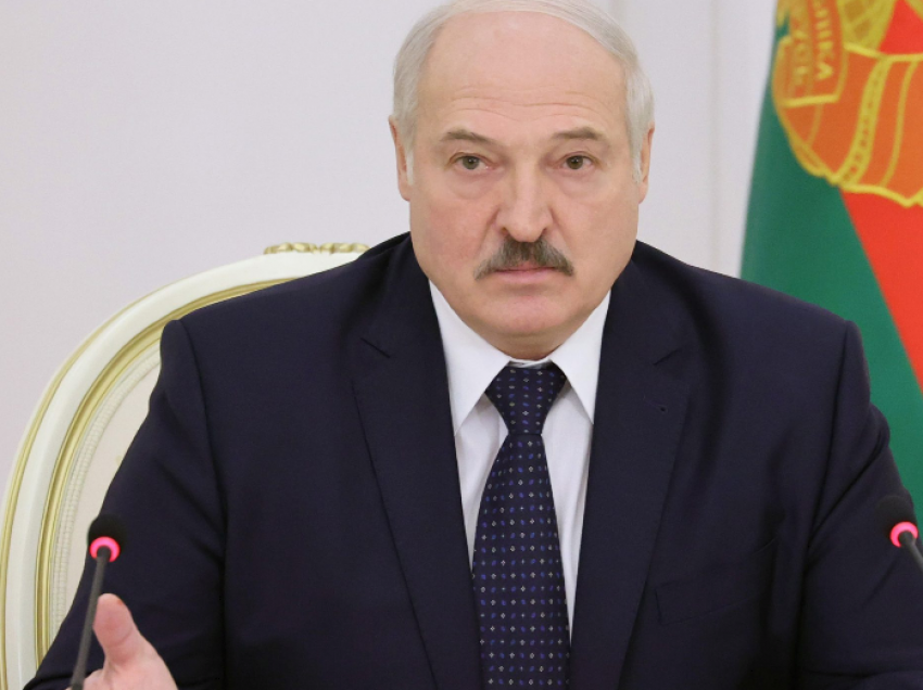 Lukashenko hedh poshtë akuzat: Nuk do të vendosim trupa në kufi me Ukrainën