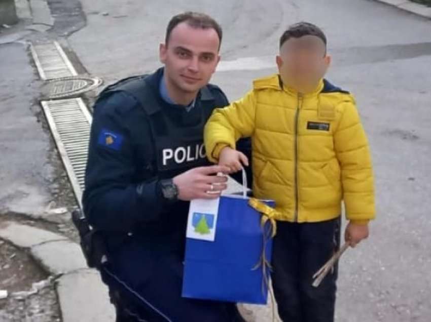 Policia e Kosovës shpërndan dhurata për fëmijët në Mitrovicë të Veriut