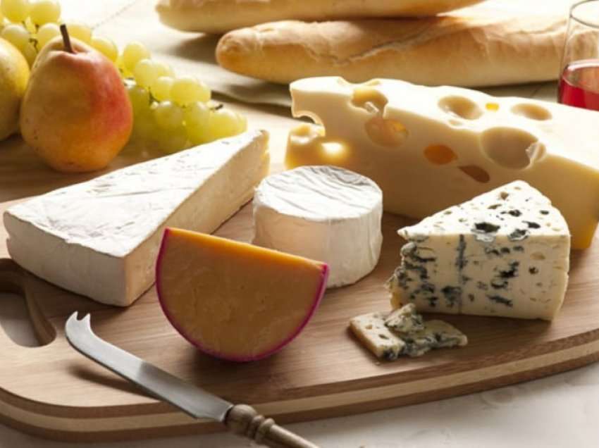 Sa gramë djathë mund të hani në ditë?