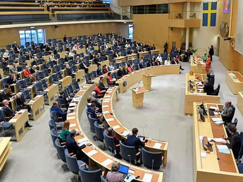 Tarifat e deputetëve në Suedi