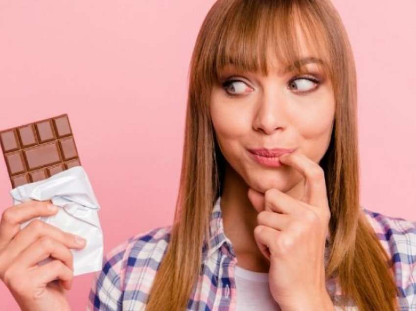 A duhet të hiqni dorë nga çokollata nëse jeni në dietë