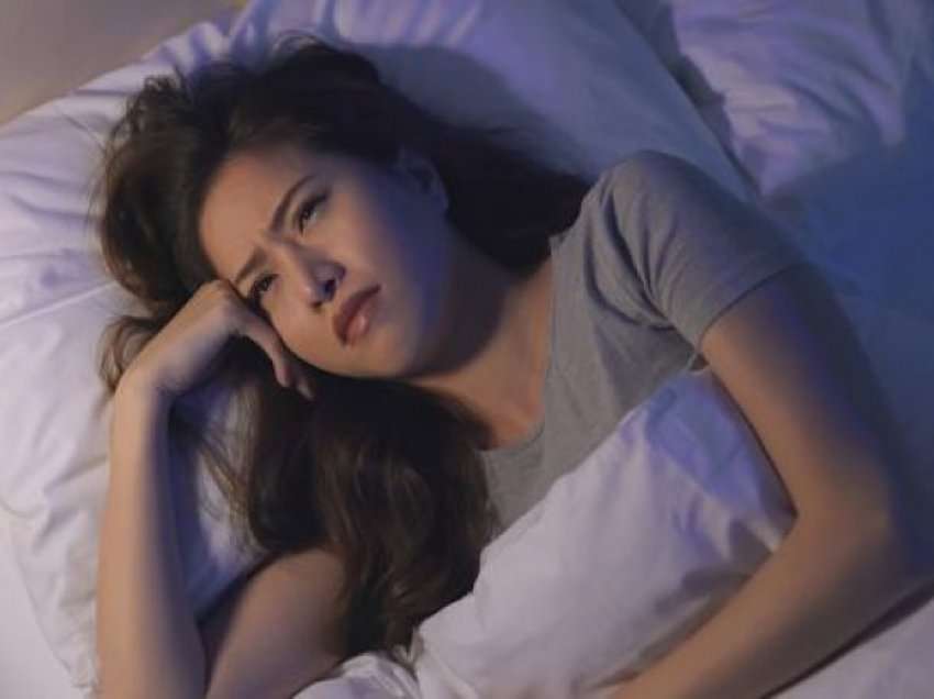 Ekspertja e gjumit ndan teknikën e thjeshtë për t’ju ndihmuar të flini në më pak se pesë minuta