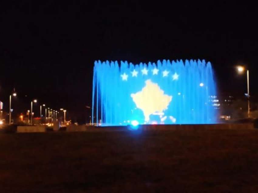 Flamuri i Kosovës ndriçohet në shatërvanin e Zagrebit