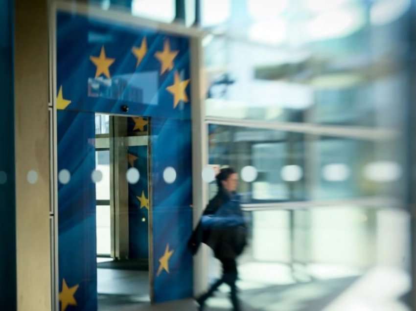 BE-ja s’i përjashton sanksionet ndaj politikanëve të Ballkanit