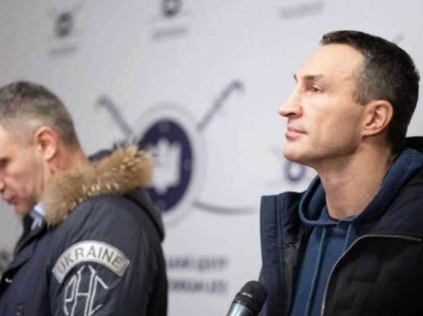 Vëllezërit Klitschko të gatshëm për ta luftuar agresionin rus, bëjnë thirrje 