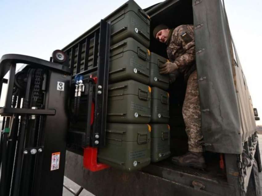 Franca dërgon derivate dhe pajisje mbrojtëse në Ukrainë