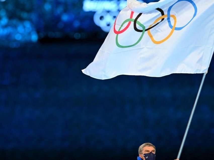 IOC rekomandon që atletëve rusë dhe bjellorusë të mos iu lejohet pjesëmarrja në ngjarjet sportive ndërkombëtare