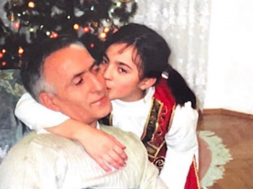 Vajza e Jakup Krasniqit me urim emocional për ditëlindjen e babait të saj
