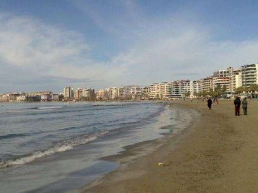 Popullohet bregdeti i Durrësit