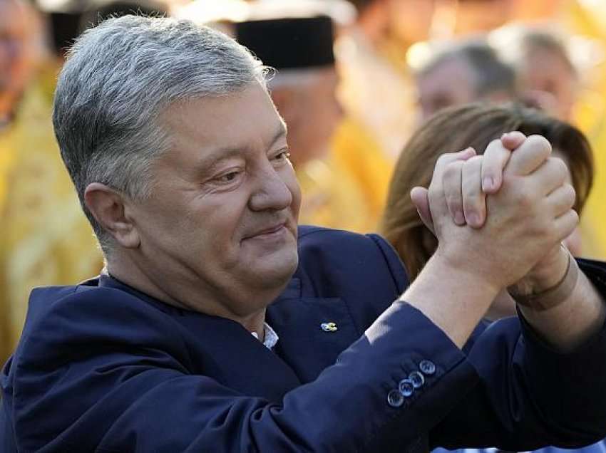 Ukrainë: Gjykata ngrin pronat e ish-presidentit Poroshenko