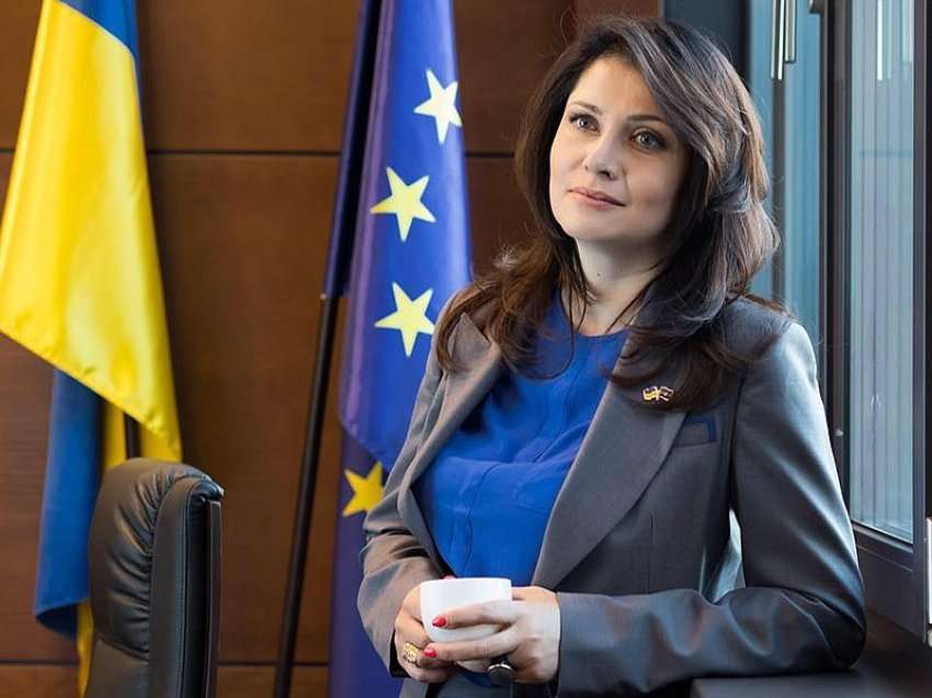 Prag lufte/ Deputetja ukrainase falënderon Kosovën, akuzon Serbinë