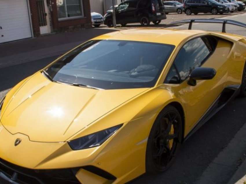 Policia e Elbasanit sekuestron një “Lamborghini”, hetim shoferit për makinën 200 mijë euroshe