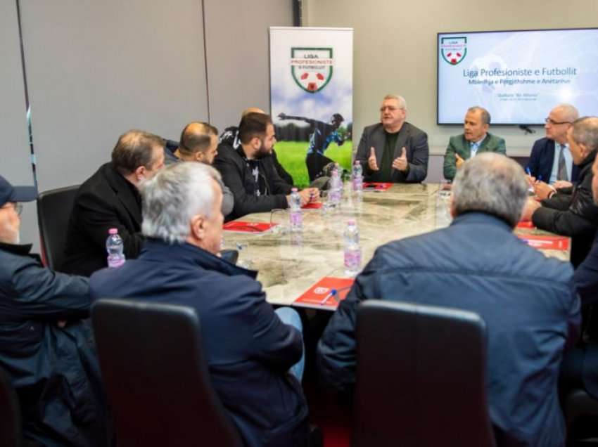 Klubet e Abissnet Superiore thirrje për distancim të politikës nga futbolli