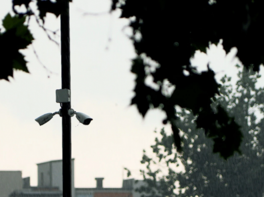 Serbia instalon ‘sytë’ e saj në veri/ Çfarë fshihet pas kamerave ilegale – a ka shqiptarë të infiltruar!?