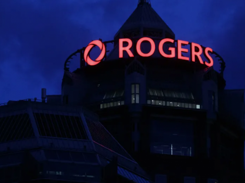 Bllokadë e madhe, Rogers ndërpren furnizimin e 25 për qind të trafikut të internetit të Kanadasë