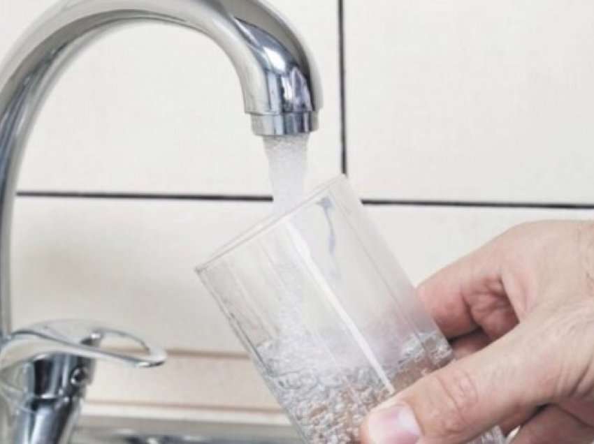 ​Ndoshta nuk i keni ditur këto 5 gjëra për ujin