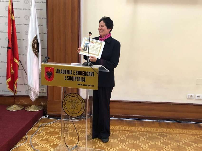 Besa Tafilaj-Pinchotti nderohet me Çmimin “Madelene Albright”