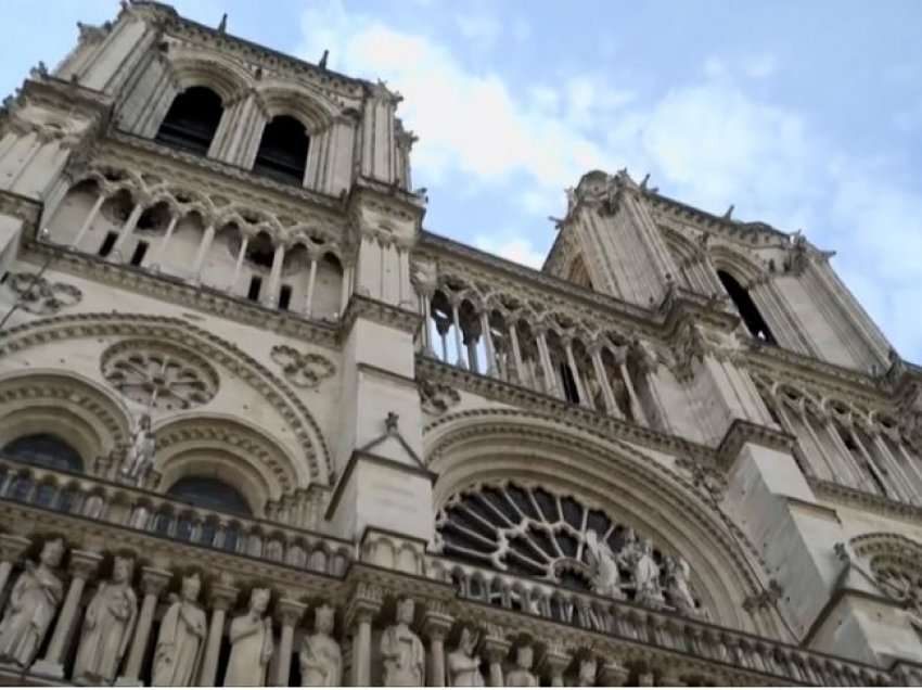 Katedralja Notre Dame në rrugën e duhur për t’u rihapur në 2024