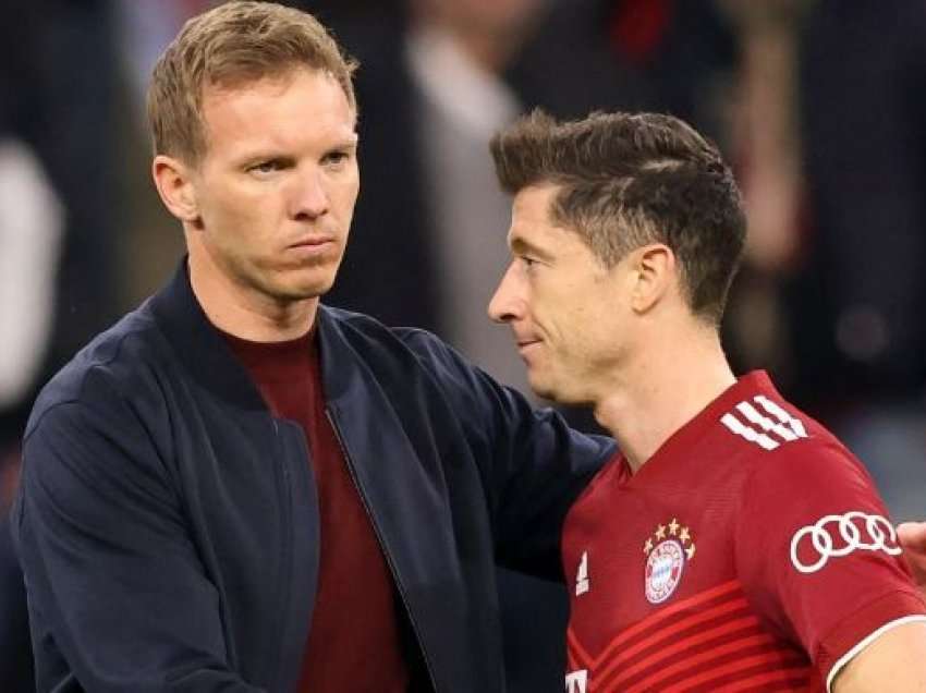 Trajneri i Bayernit i bindur