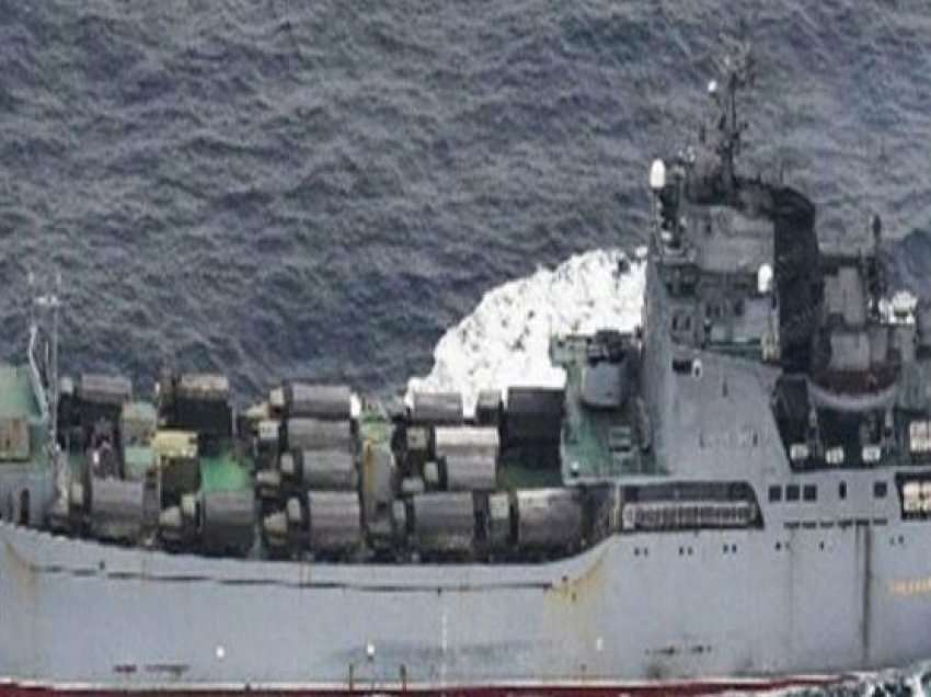 Ushtria japoneze: Katër anije luftarake ruse janë parë pranë ishujve tanë