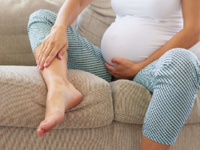 ​A zgjaten këmbët gjatë shtatzënisë?