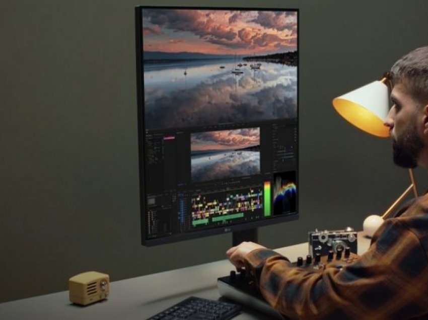 LG lanson monitorin Dual-Up – për kryerjen e shumë detyrave në të njëjtën kohë