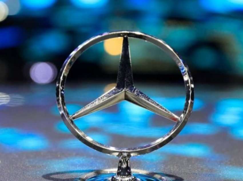 Mercedes përgatit fabrikat për të prodhuar automjete elektrike