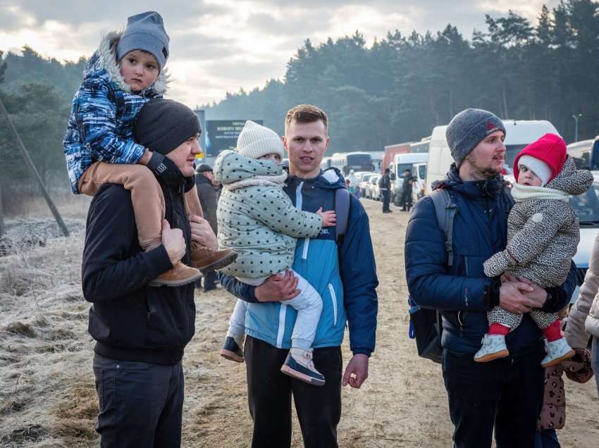 Wizz Air ofron 100,000 vende falas për refugjatët ukrainas