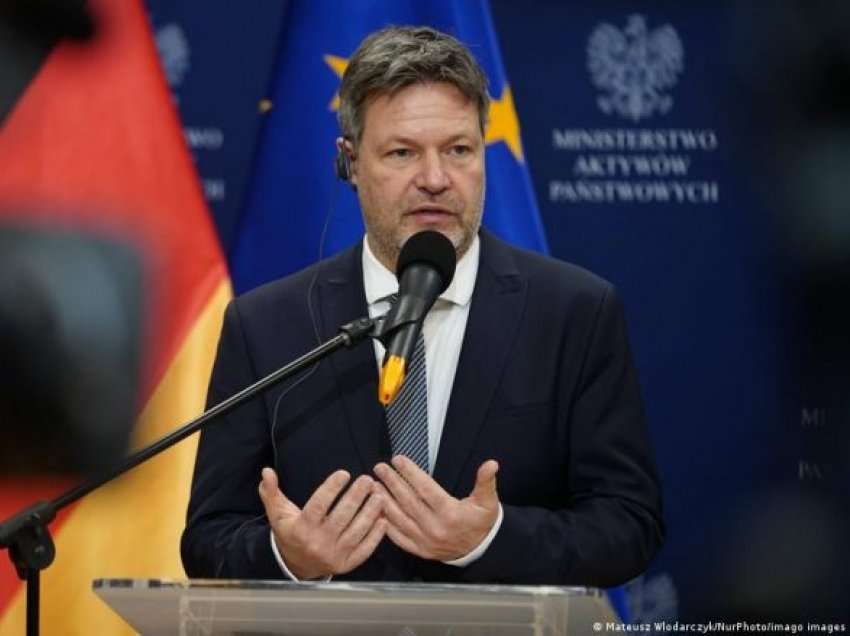 Gjermania duhet të ngrijë asetet e oligarkëve rusë “menjëherë”, kërkon Ministri gjerman i Ekonomisë