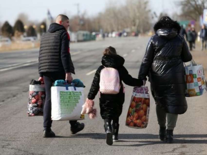 Ukraina tregon se sa civilë arritën t’i evakuonin gjatë armëpushimit