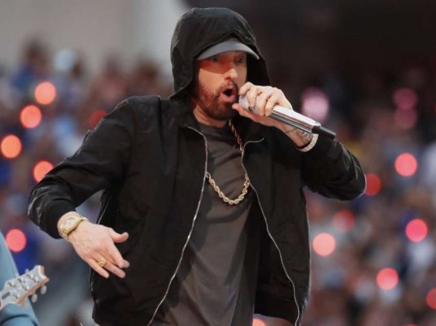 Eminemi bëhet artisti numër një i certifikuar në historinë e RIAA-s