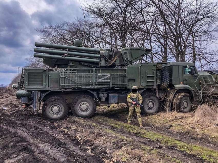 Rusia kërcënon me sulm autokolonat e shteteve që ndihmojnë me armë Ukrainën